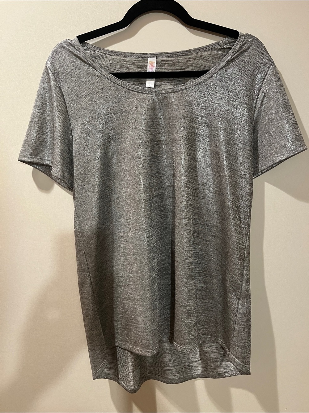 LuLaRoe Heather Gray Short Sleeve Scoop Neck Top